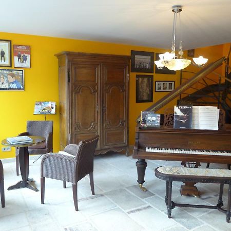 Le Piano Hotel Biesles Buitenkant foto